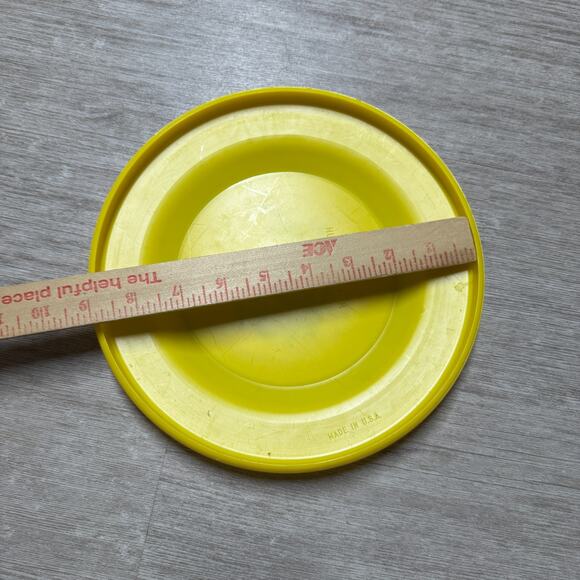 Vintage 1976 70s Alpha Phi Humphrey Flyer Frisbee Disc Golf Yellow 9" Fraternity - Picture 5 of 5